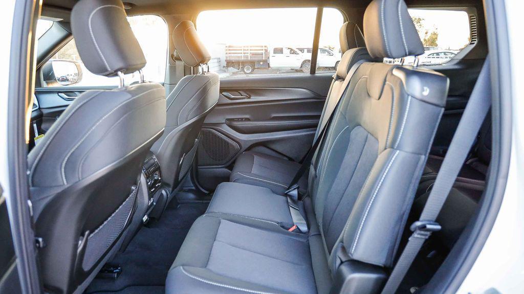 new 2025 Jeep Grand Cherokee L car, priced at $36,654