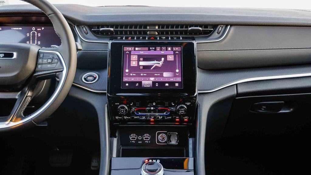 new 2025 Jeep Grand Cherokee L car, priced at $36,654