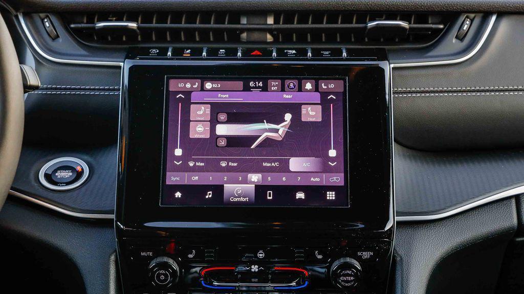 new 2025 Jeep Grand Cherokee L car, priced at $36,654