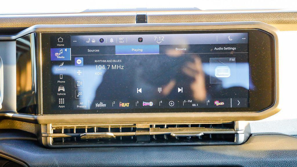 new 2025 Jeep Gladiator car, priced at $35,773