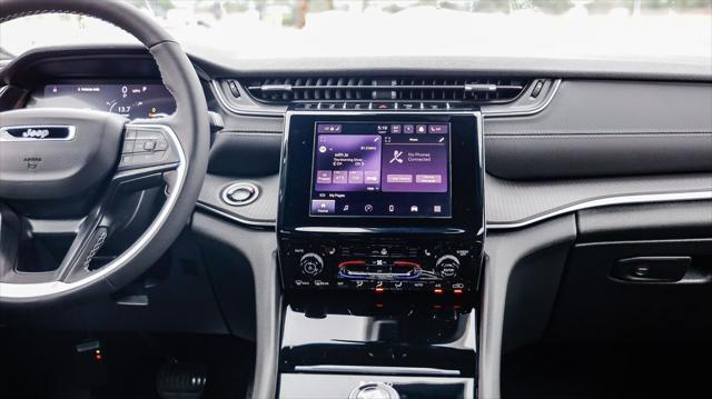 new 2025 Jeep Grand Cherokee L car, priced at $39,625