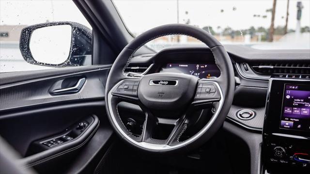 new 2025 Jeep Grand Cherokee L car, priced at $39,625