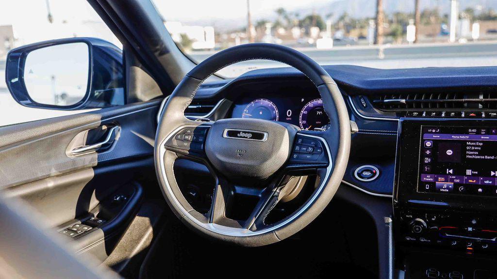 used 2024 Jeep Grand Cherokee car, priced at $28,888