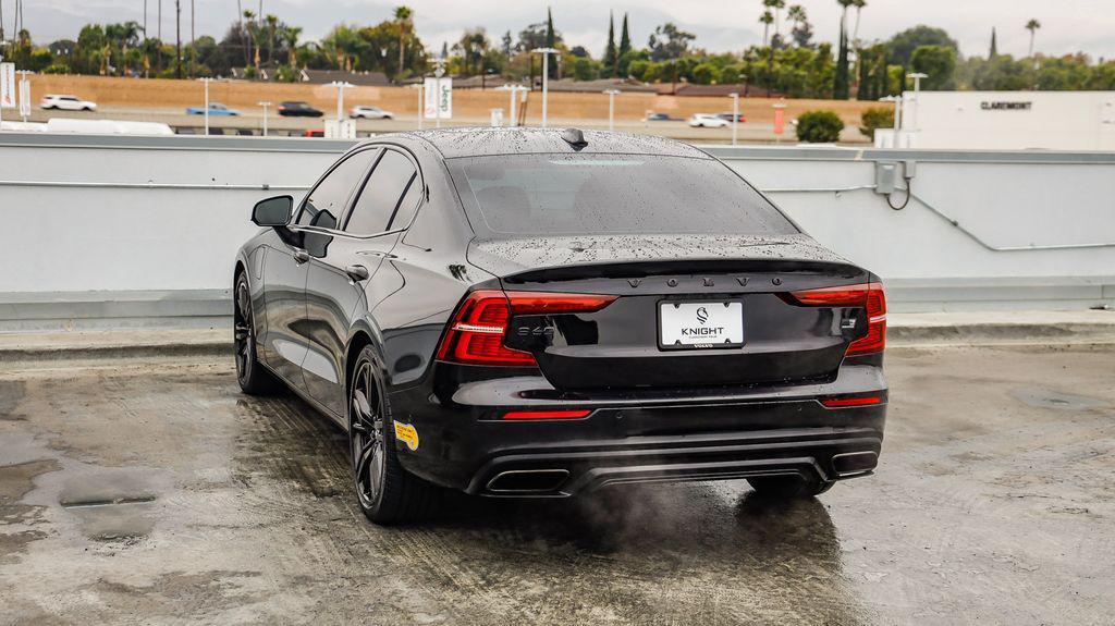 used 2022 Volvo S60 Recharge Plug-In Hybrid car, priced at $33,995