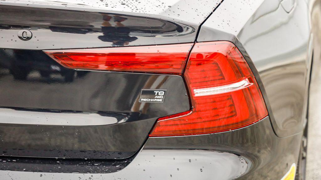 used 2022 Volvo S60 Recharge Plug-In Hybrid car, priced at $33,995