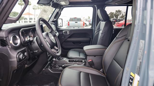 new 2025 Jeep Gladiator car, priced at $39,891