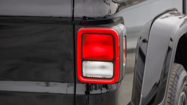 new 2025 Jeep Gladiator car, priced at $41,735