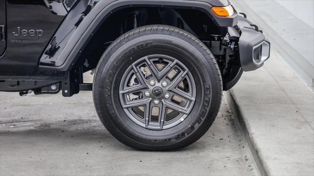 new 2025 Jeep Gladiator car, priced at $41,735