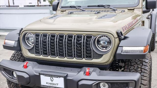 new 2025 Jeep Gladiator car, priced at $53,050