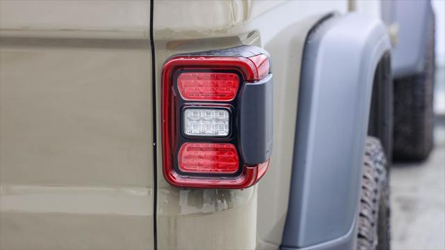 new 2025 Jeep Gladiator car, priced at $53,050