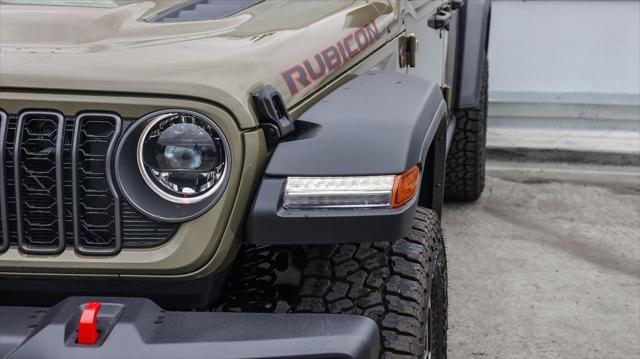 new 2025 Jeep Gladiator car, priced at $53,050