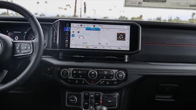 new 2025 Jeep Gladiator car, priced at $53,050
