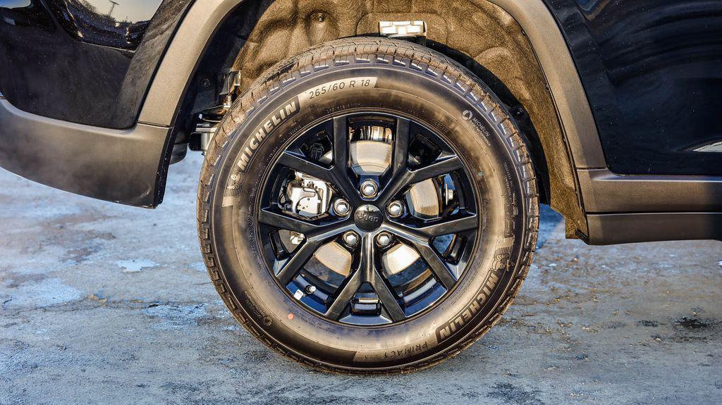 new 2025 Jeep Grand Cherokee car, priced at $36,111