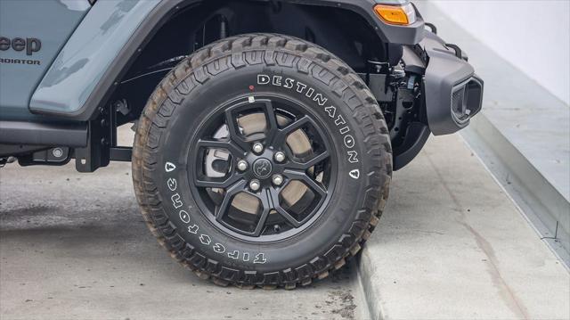 new 2025 Jeep Gladiator car, priced at $45,790