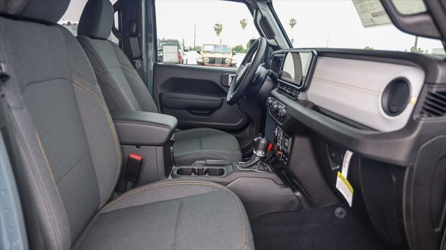 new 2025 Jeep Gladiator car, priced at $45,790