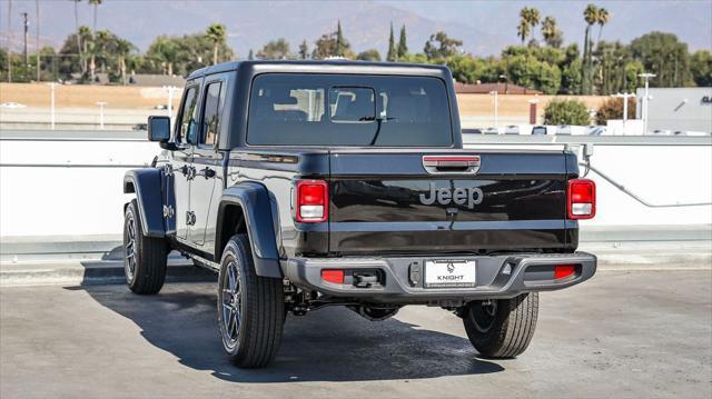 new 2024 Jeep Gladiator car, priced at $35,182