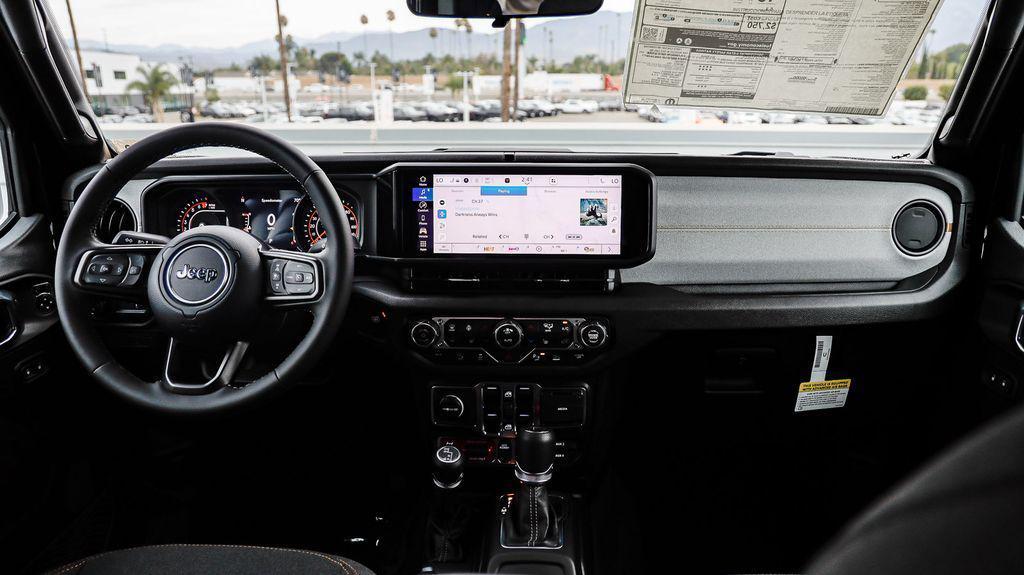 new 2025 Jeep Gladiator car, priced at $41,204