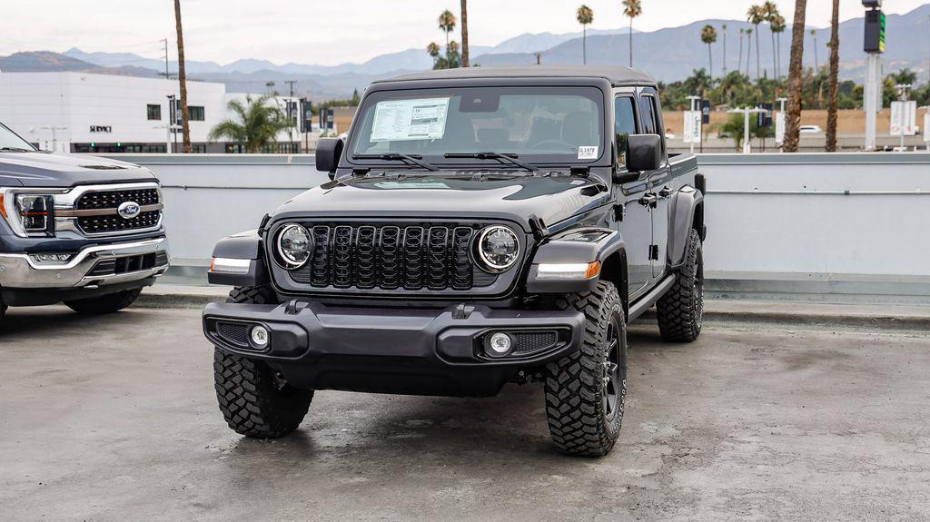new 2025 Jeep Gladiator car, priced at $41,204