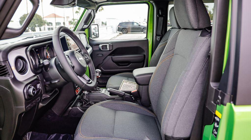 new 2025 Jeep Wrangler car, priced at $36,556