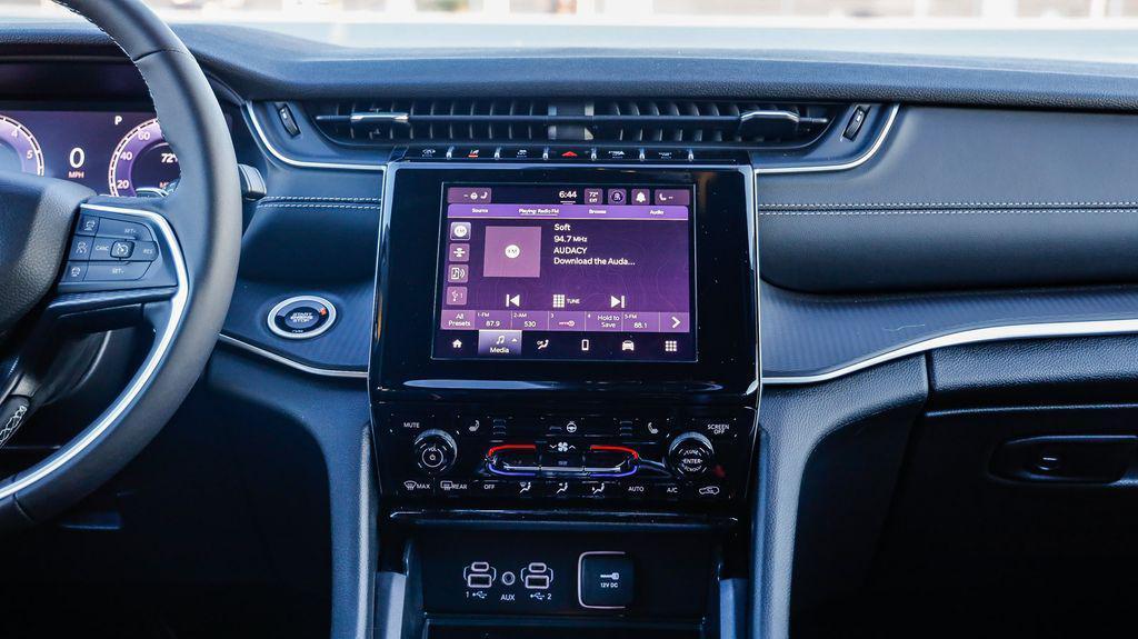 new 2025 Jeep Grand Cherokee L car, priced at $37,418