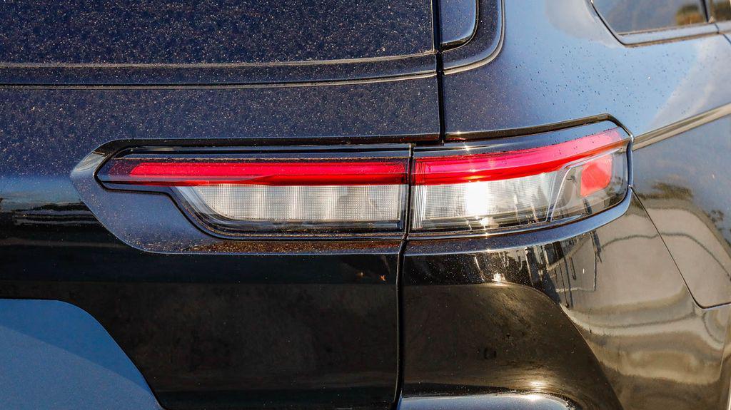 new 2025 Jeep Grand Cherokee L car, priced at $39,755