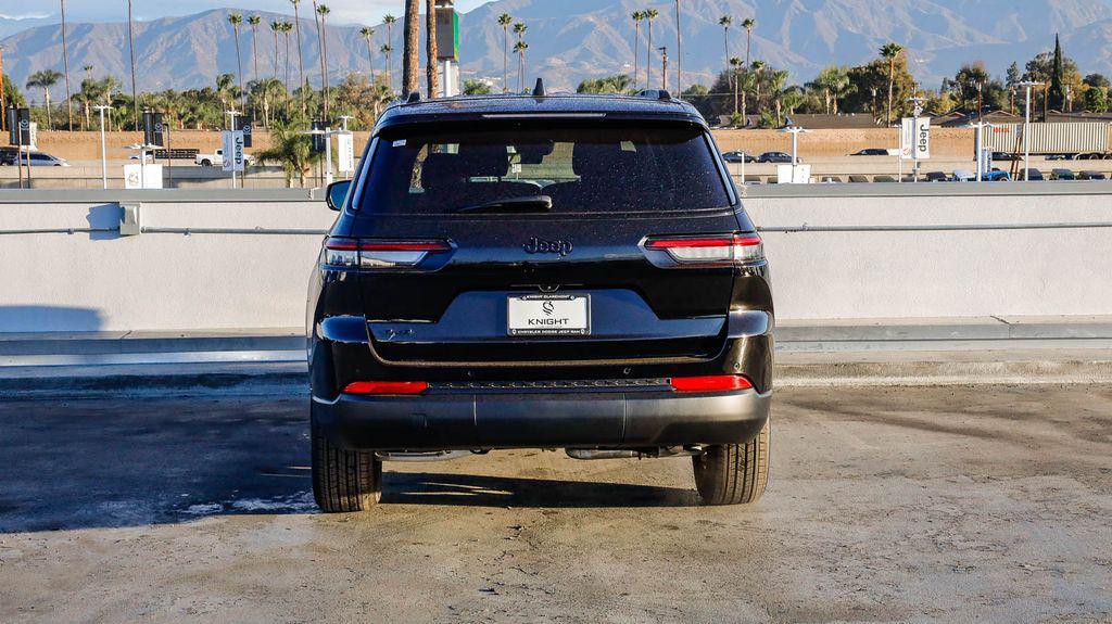 new 2025 Jeep Grand Cherokee L car, priced at $39,755