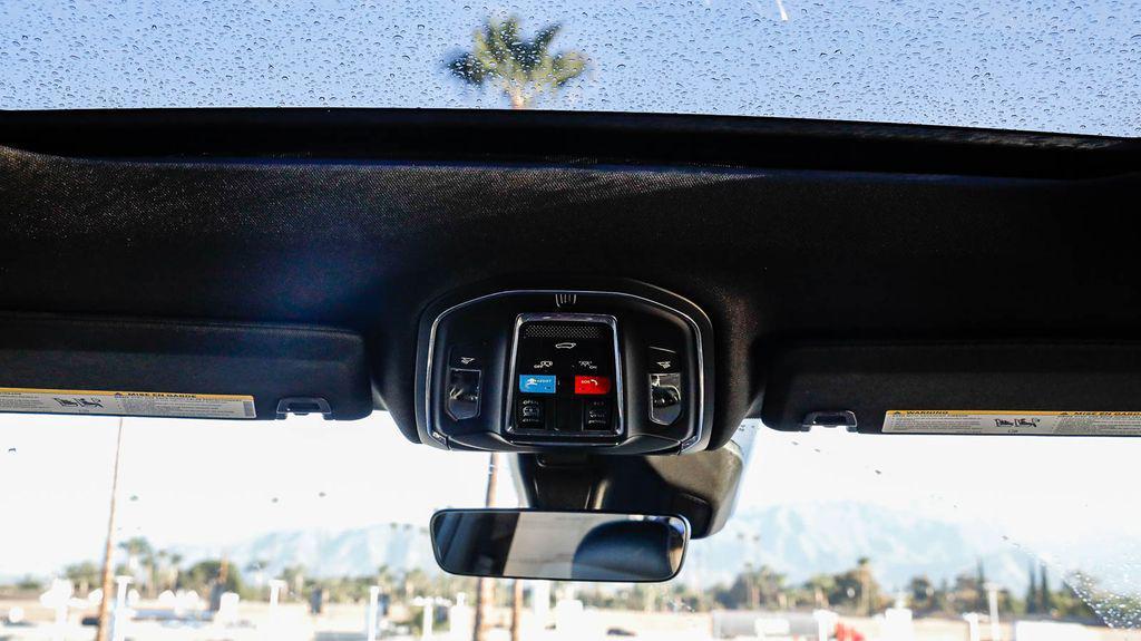 new 2025 Jeep Grand Cherokee L car, priced at $39,755