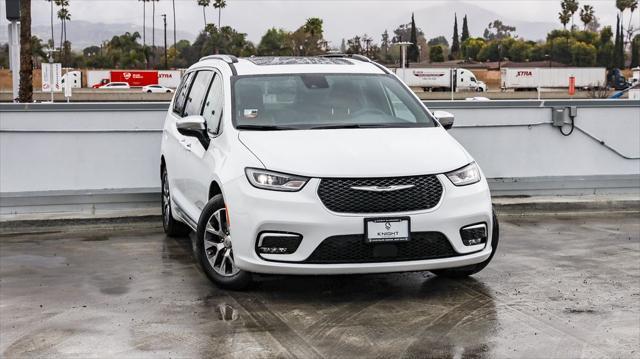 new 2025 Chrysler Pacifica car, priced at $48,980