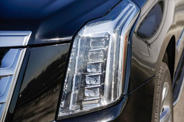 used 2020 Cadillac Escalade ESV car, priced at $41,995