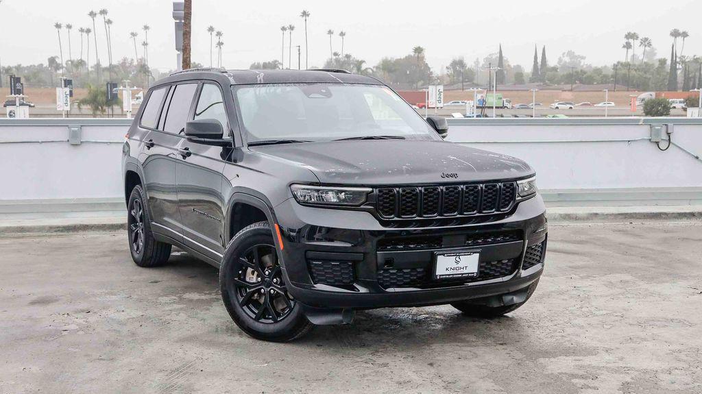 used 2024 Jeep Grand Cherokee L car, priced at $29,995
