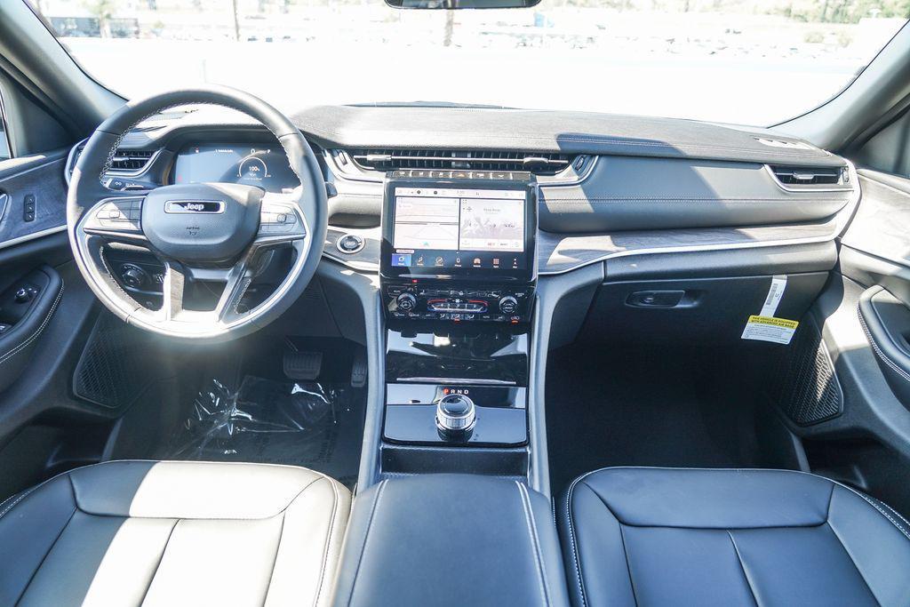 new 2025 Jeep Grand Cherokee L car, priced at $35,470
