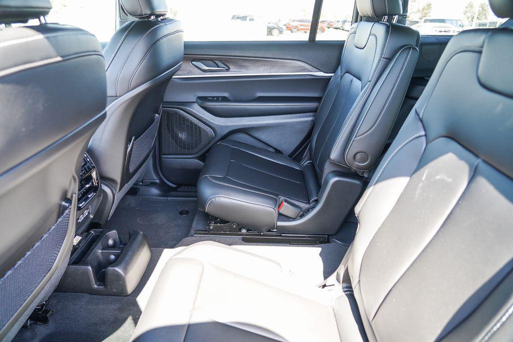 new 2025 Jeep Grand Cherokee L car, priced at $35,470