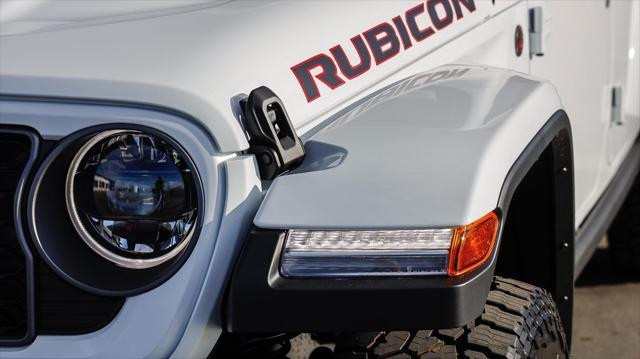 new 2025 Jeep Gladiator car, priced at $55,015