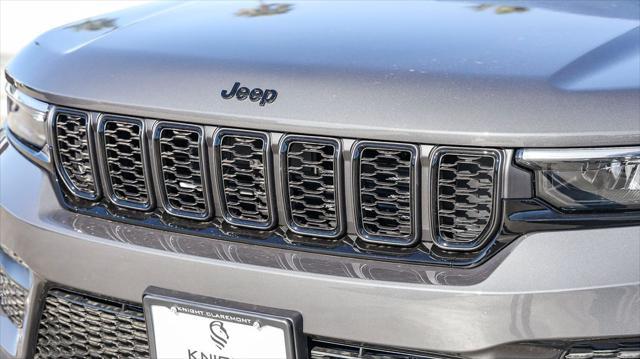 new 2025 Jeep Grand Cherokee car, priced at $38,675