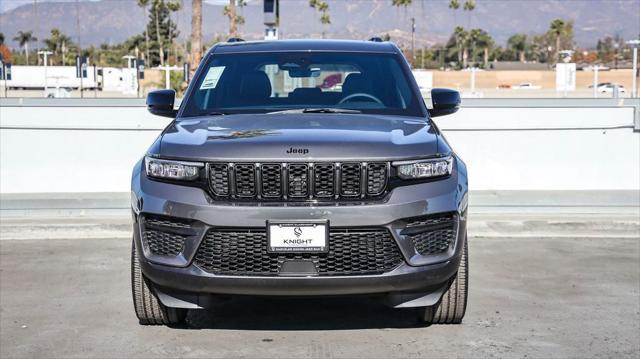 new 2025 Jeep Grand Cherokee car, priced at $38,675