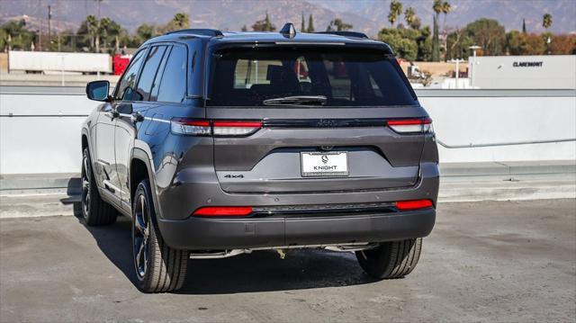 new 2025 Jeep Grand Cherokee car, priced at $38,675