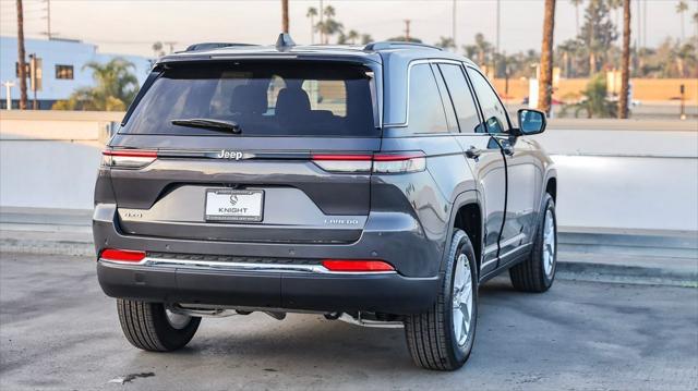 new 2025 Jeep Grand Cherokee car, priced at $33,490