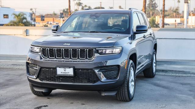 new 2025 Jeep Grand Cherokee car, priced at $33,490