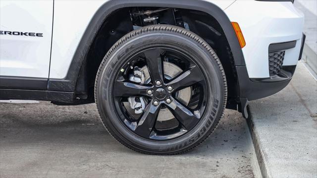 new 2025 Jeep Grand Cherokee L car, priced at $38,580