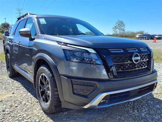 new 2025 Nissan Pathfinder car, priced at $39,417