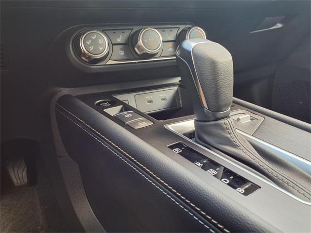 new 2025 Nissan Kicks car, priced at $28,422