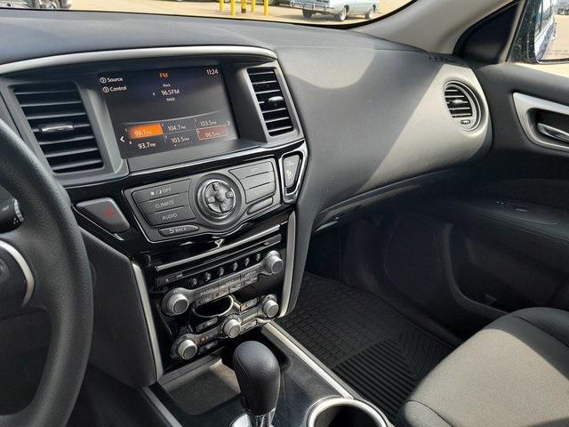 used 2017 Nissan Pathfinder car, priced at $7,786