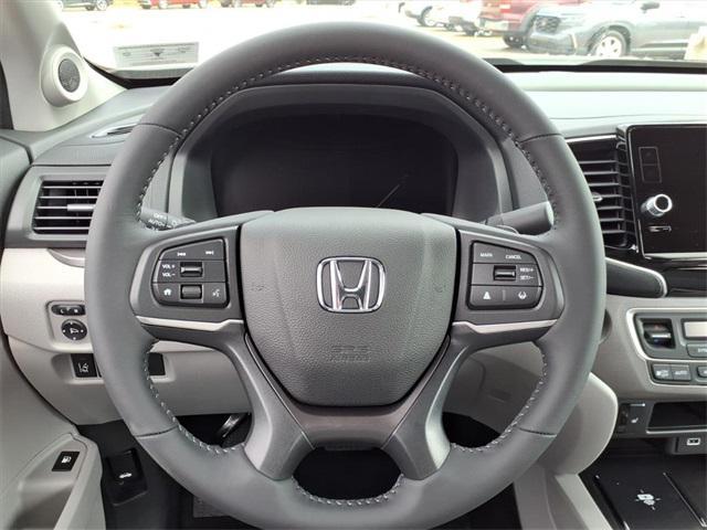 new 2025 Honda Ridgeline car, priced at $42,292