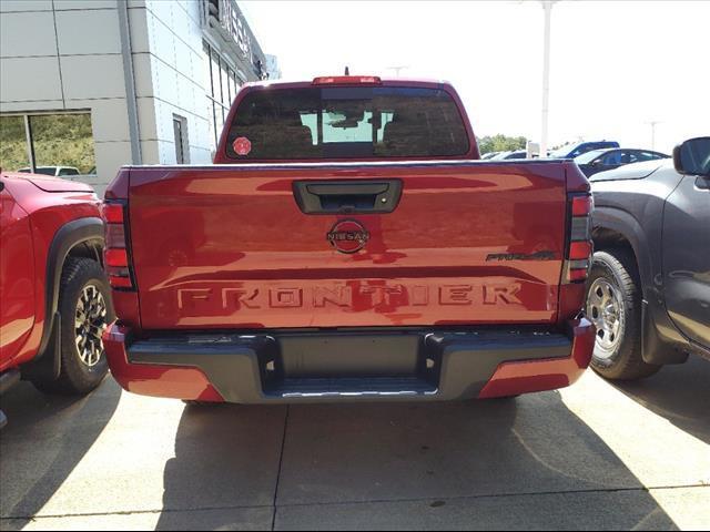 new 2024 Nissan Frontier car, priced at $40,658