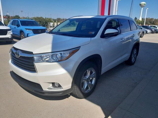 used 2016 Toyota Highlander car, priced at $18,983