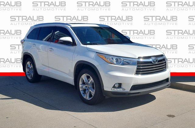 used 2016 Toyota Highlander car, priced at $18,983