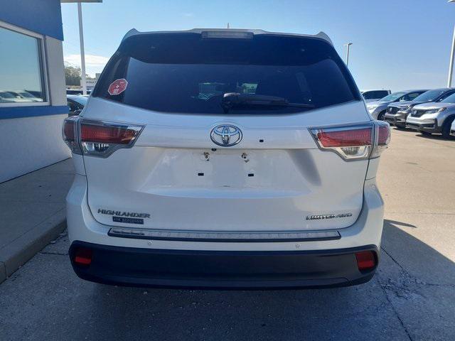 used 2016 Toyota Highlander car, priced at $18,983