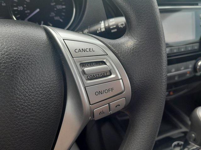 used 2015 Nissan Rogue car, priced at $13,199