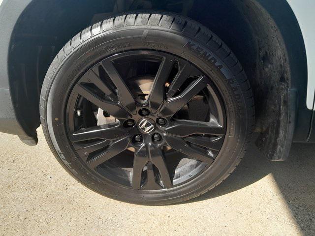 used 2022 Honda Pilot car, priced at $29,567