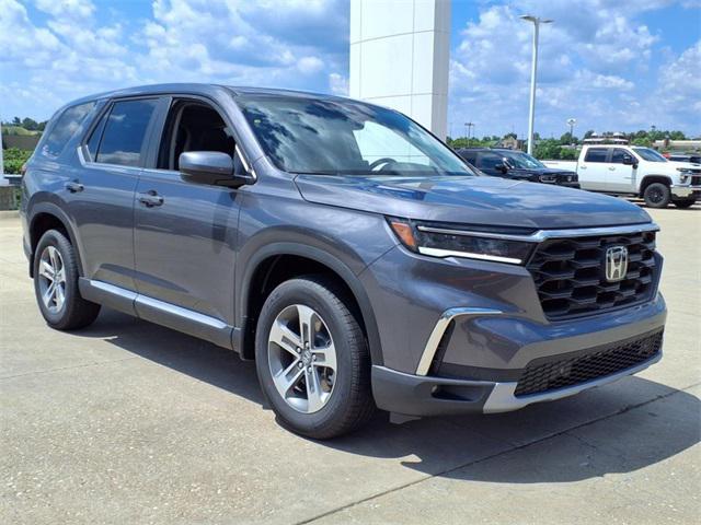 new 2025 Honda Pilot car, priced at $46,218